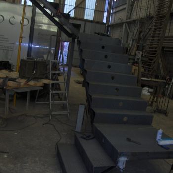 Escaleras metálicas para stands Escaleras metálicas para stands